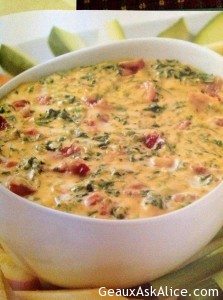 Cheesy Spinach and Bacon Dip