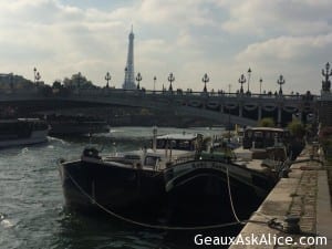 A little afternoon stroll toward Eiffel Tower