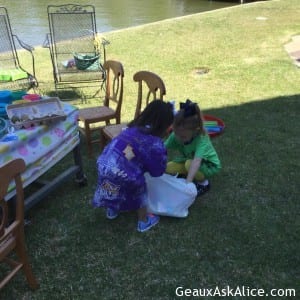 Peeps did a grand job. Some got more dye on themselves than on the eggs!4