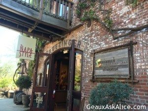 Enjoying Yountville Market Place3