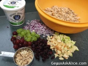 greek-yogurt-chunky-chicken-salad