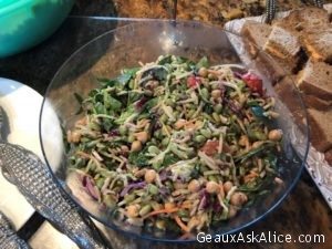 Fresh Spinach, Broccoli Slaw with Beans and Veggies Salad