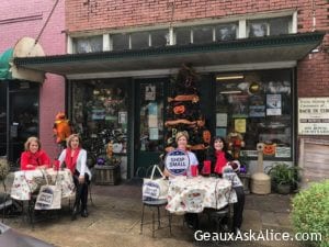 Remember to help your local businesses during your everyday and holiday shopping!