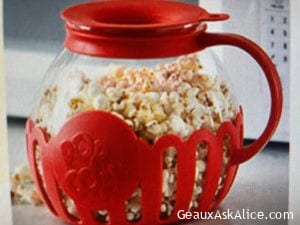 Today’s Gadget is the Ecolution Micro-Pop Microwave Popcorn Popper! Man that is a mouthful!