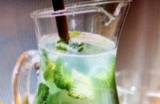 a pitcher of Mojitos