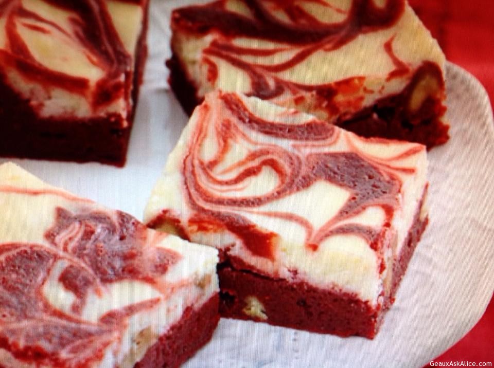 Valentine Red-Swirl Brownies