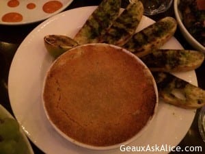 Snacks in The Fountain Lounge of the Roosevelt ! Quite impressive!