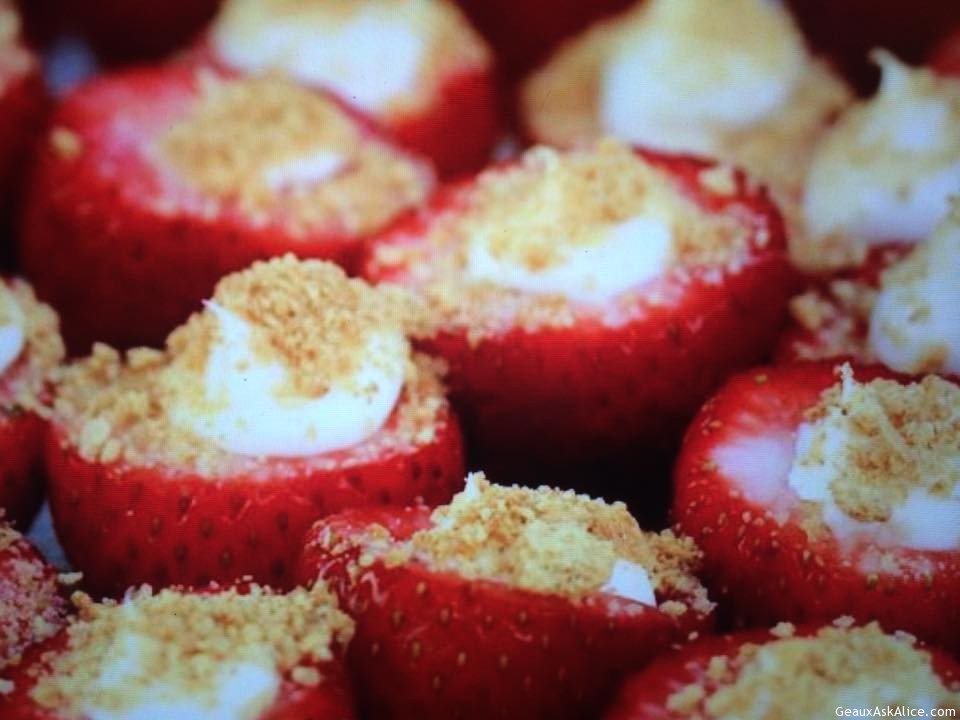 Magical Cheesecake Whole Strawberries