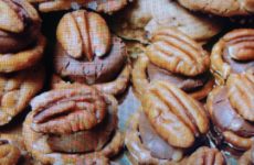 Heavenly Rolo Pretzel Turtles