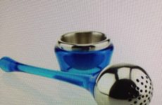 Today's Gadget from E's Kitchen is the Sagaform Turquoise Tea Infuser!