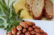 Cheesy Almond a Pineapple Spread