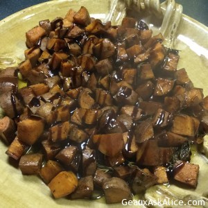 Rest of meal but didn't get to photo the grilled veggies and dessert. Crowd moved way to fast!1