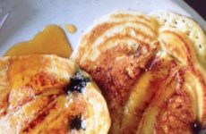Berry-Banana Pancakes