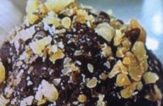 Quick and Easy Brownie Bourbon Balls