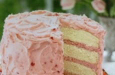 Delightful Strawberry Mousse Cake