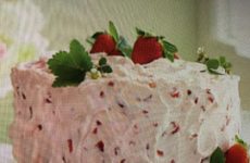 Glorious Strawberry Lemonade Cake