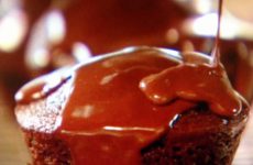 Heavenly Filled Chocolate Cupcakes