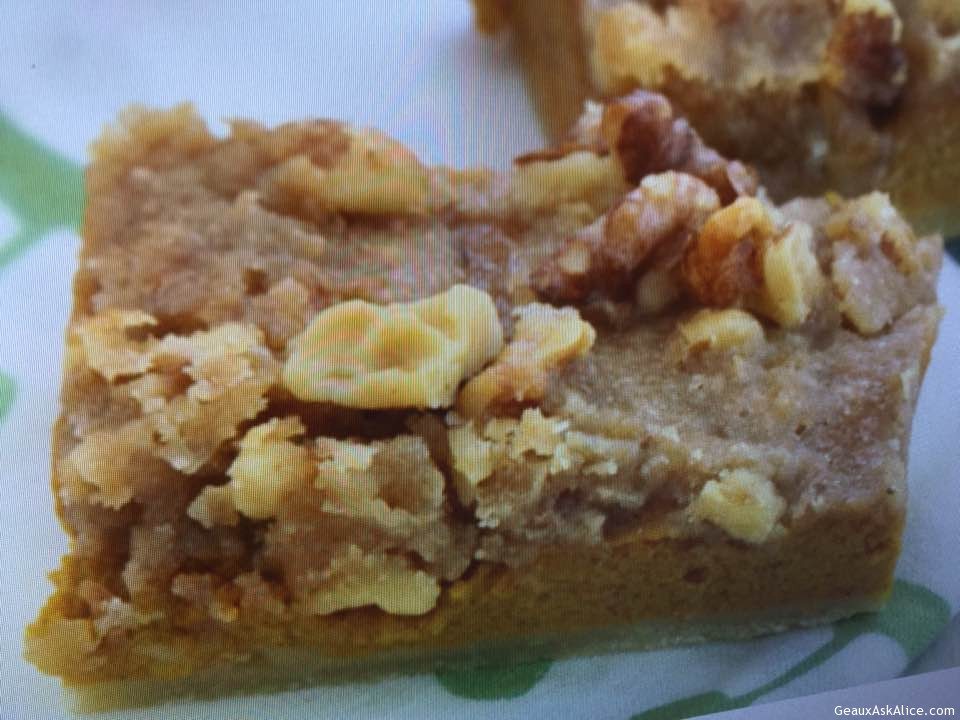 Nutty Pumpkin Praline Bars