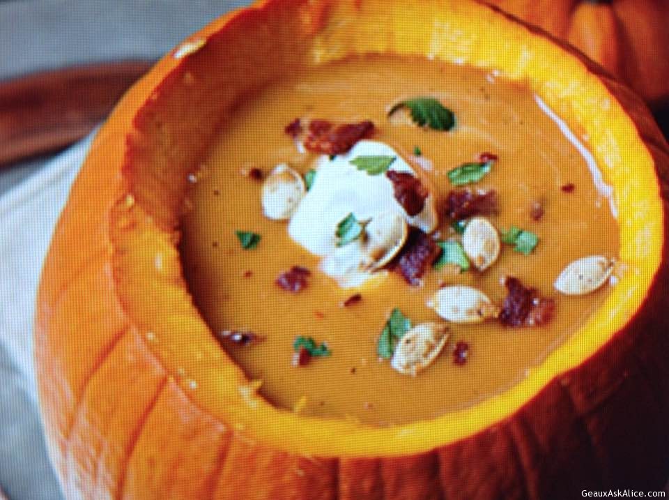 Paula Deen's Pumpkin and Cannellini Bean Soup