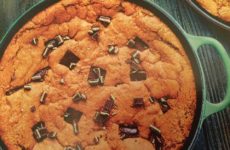 Grasshopper Deep Dish Cookie in a Skillet