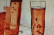 Zippy Pomegranate Prosecco