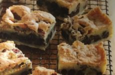 Yummy Chocolate Pecan Pie Bars