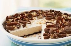 Refreshing Frozen Peanut Butter Pie
