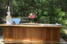 Outdoor bar Easter Decor