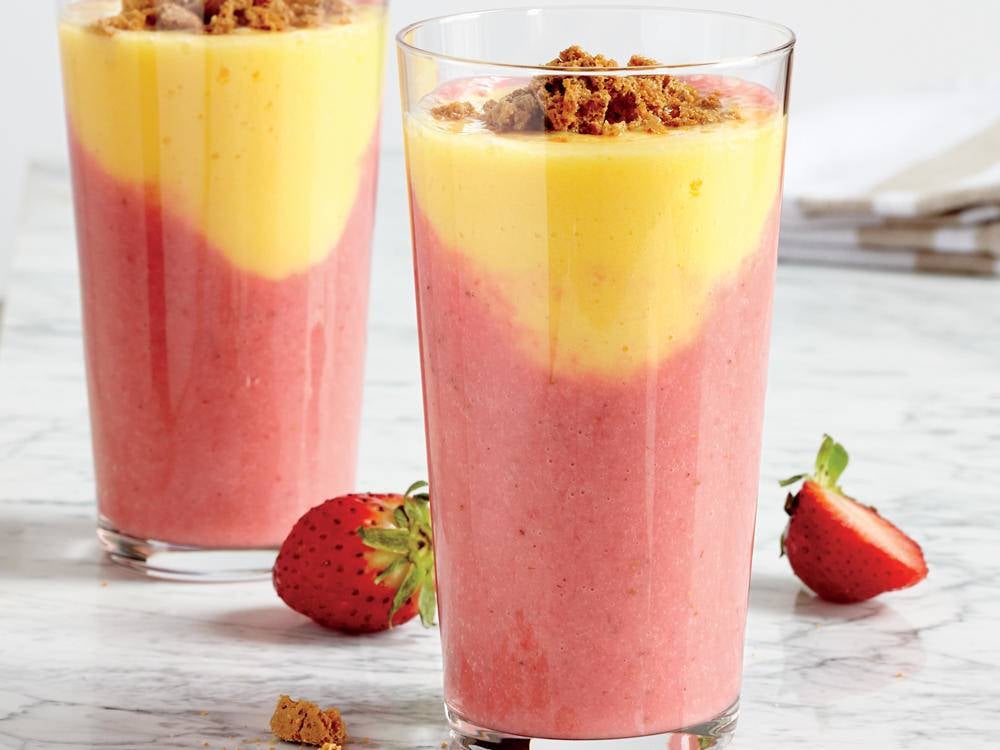 Creamy Berry-Mango Almond Shake