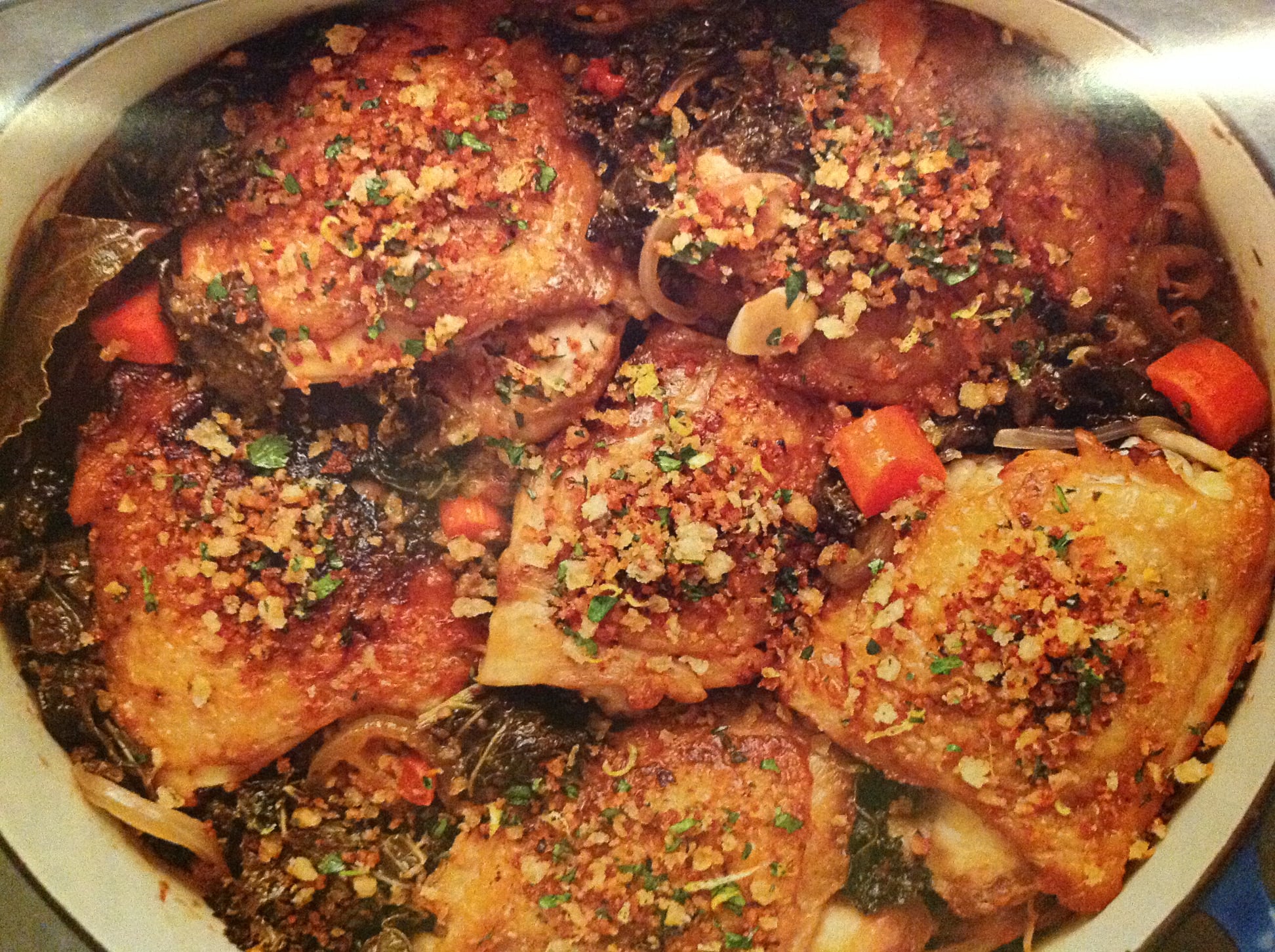 Spicy Kale with Braised Chicken Thighs