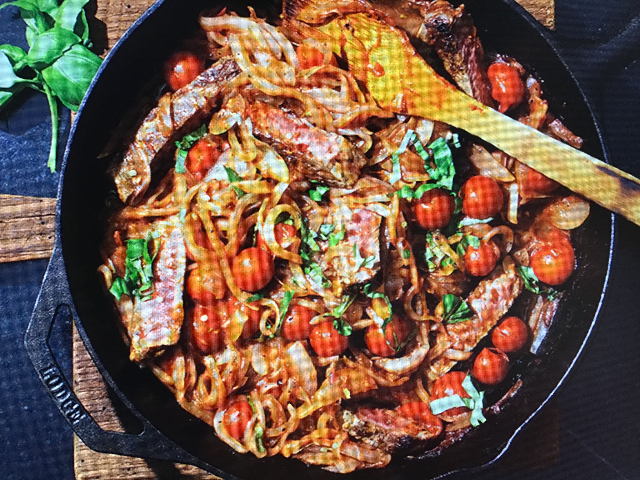 Easy Pan-Seared Steaks with Tomatoes and Onions
