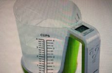 Today’s Gadget is the Digital Kitchen Food Scale and Measuring Cup!