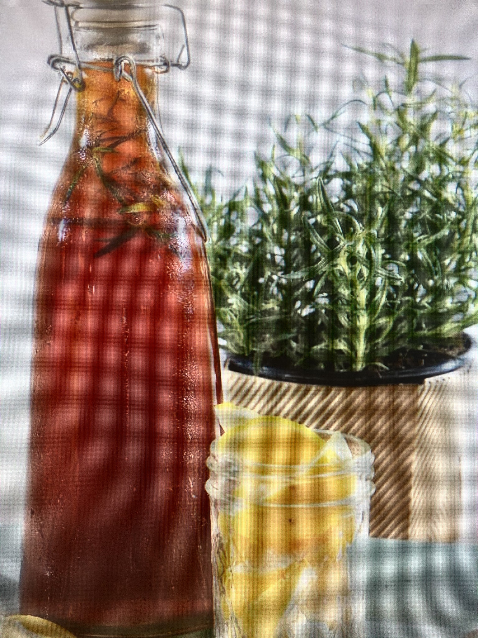 Lemon-Rosemary Iced Tea
