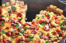 Cast Iron Tater-Tot Breakfast Pizza