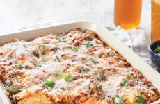 Paula Deen's Meaty Spinach Ravioli Bake