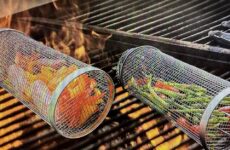 Today’s Gadget is the Dotmall Rolling Grill Basket