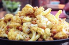 Roasted Cauliflower with Chickpeas
