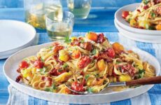 Indulgent Tomato Carbonara