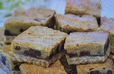 Paula Deen's Shortbread Blondie Bars