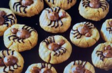 Sweet Spider Cookies