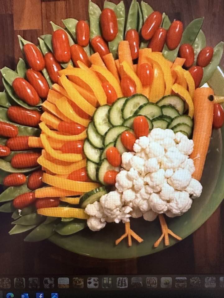 Thanksgiving Veggie Tray.