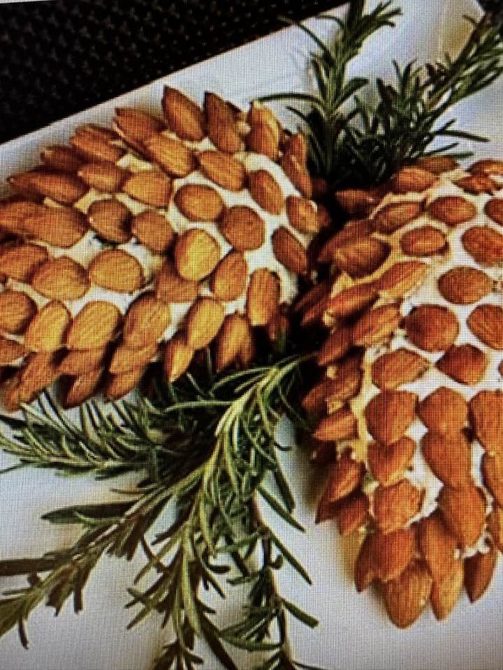 Pinecone cheese ball