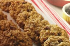 Santa's Best Oatmeal Cookies