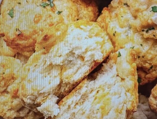 Homemade Cheddar Biscuits