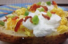 Breakfast Stuffed Potato Skins