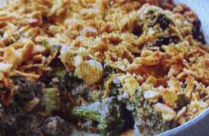 FABULOUS MUSHROOM AND BROCCOLI CASSEROLE !