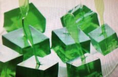 ST. PADDY'S JELL-O-SHOTS