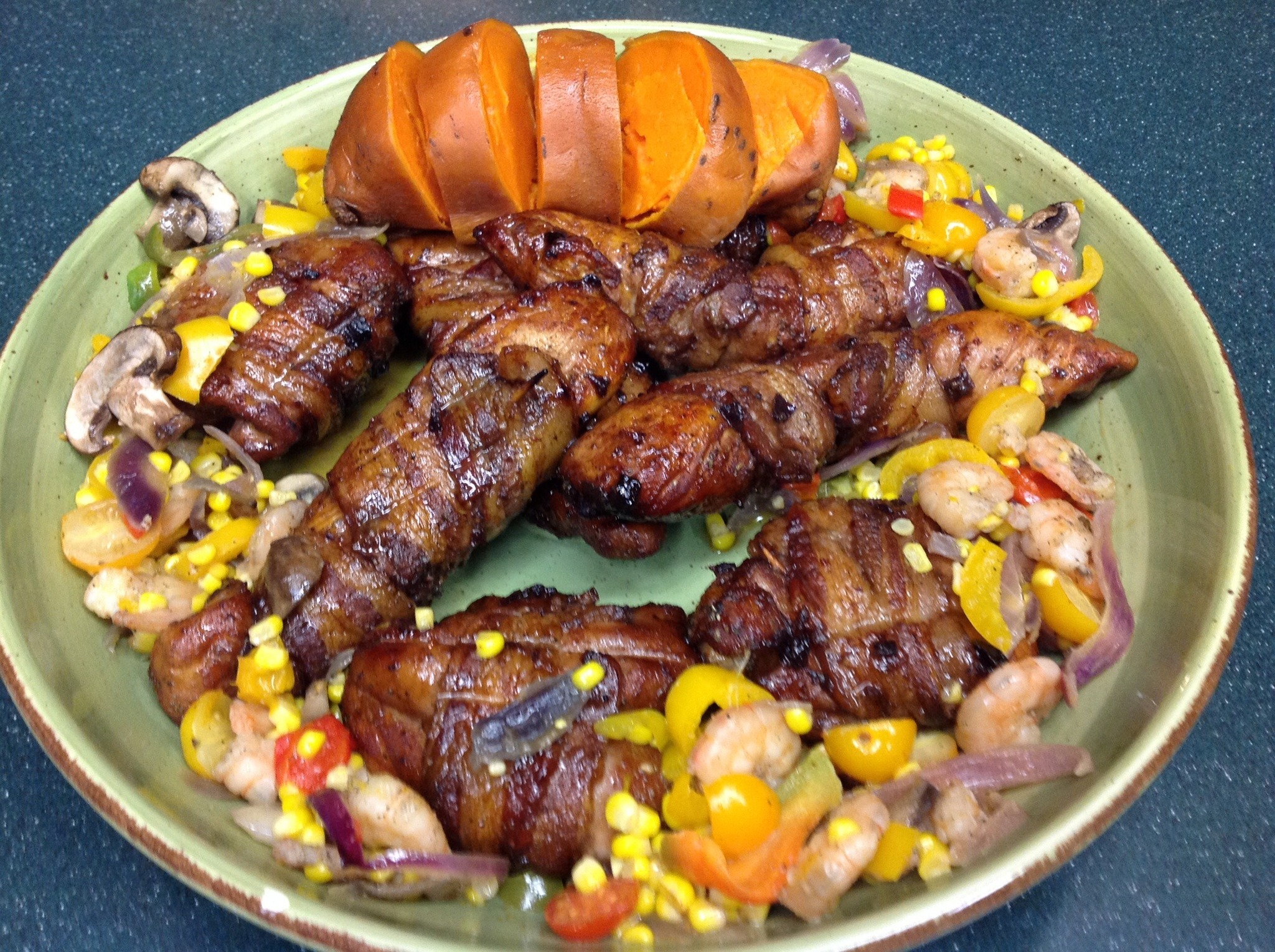 COFFEE-MARINATED BACON-WRAPPED BONELESS CHICKEN THIGHS AND BREASTS