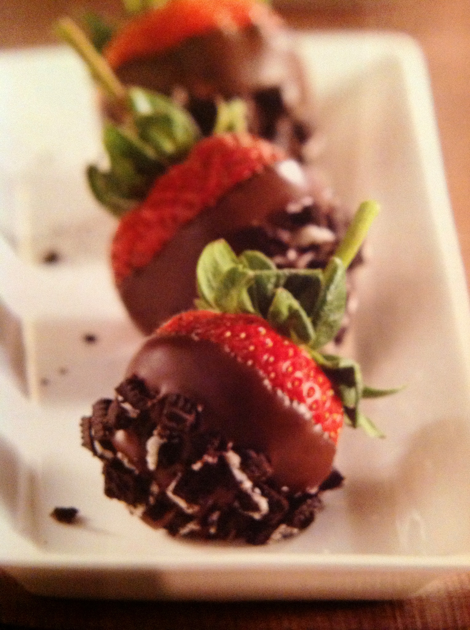 DOUBLE-DIPPED STRAWBERRIES