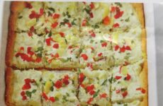 COLORFUL ARTICHOKE CRESCENT ROLL APPETIZERS